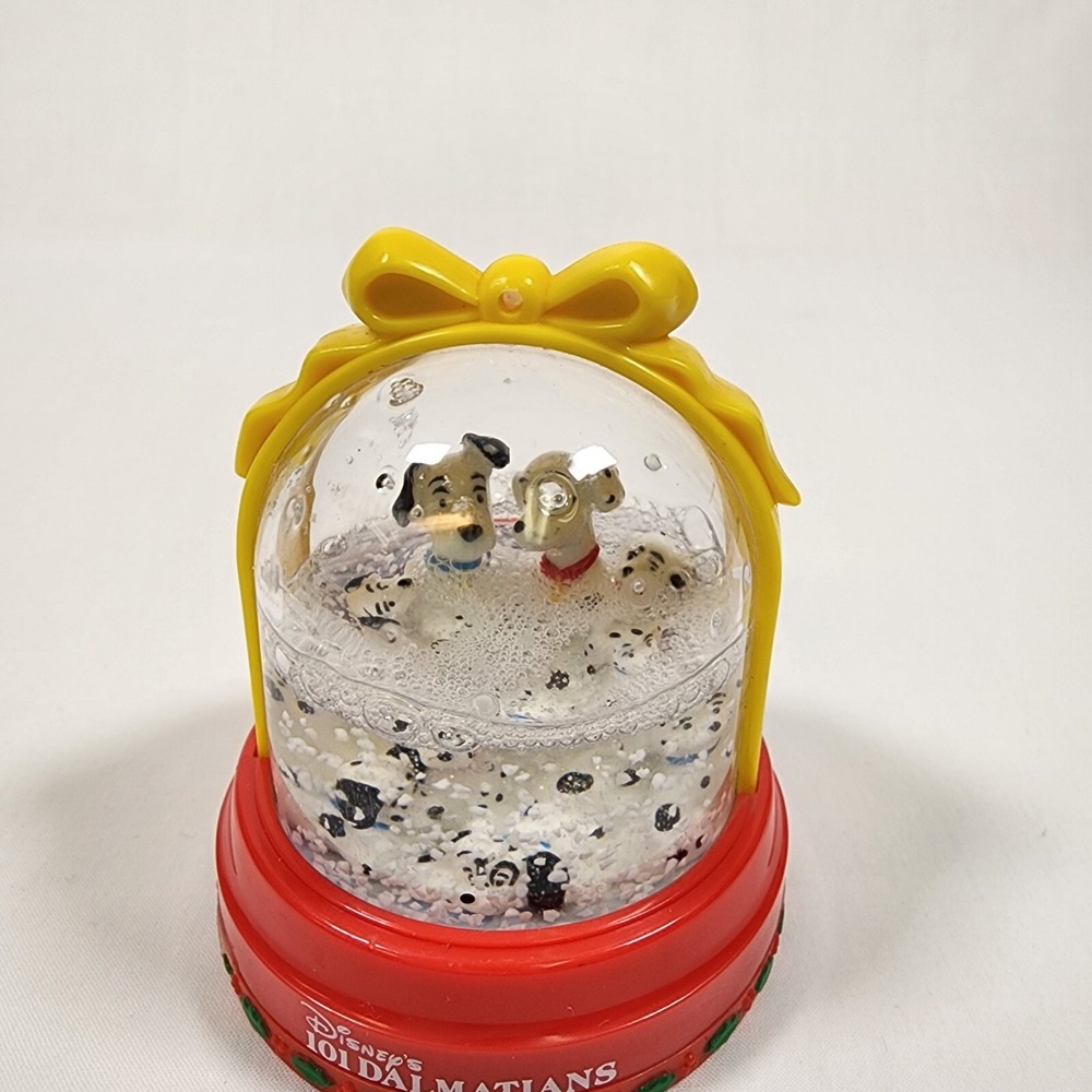 VINTAGE 101 Dalmations 1996 Christmas Snow Flurries Dome Globe McDonald's Toy - Picture 7 of 9
